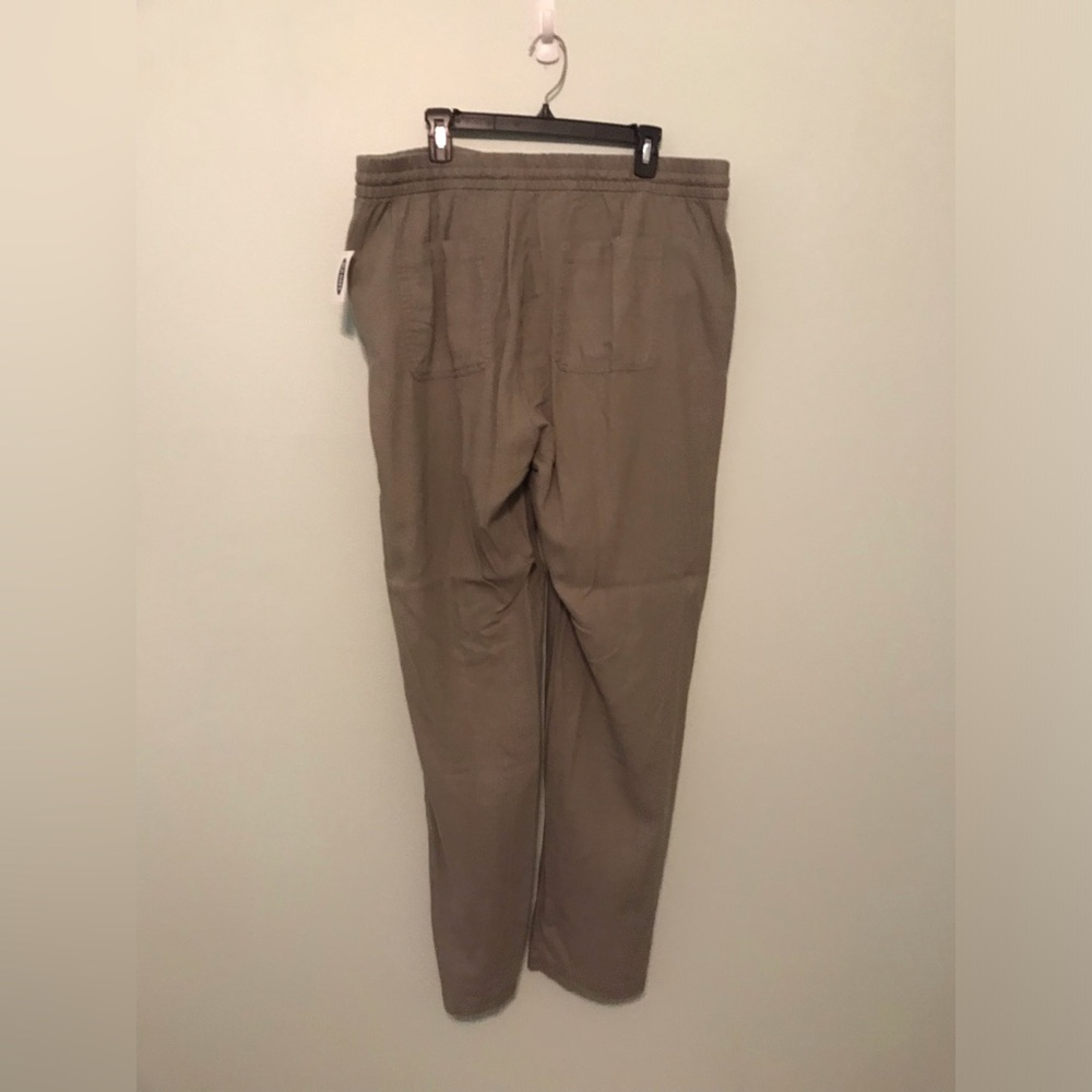 NWT Old Navy Grey Pants